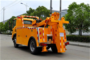 巩留高速路拖车费